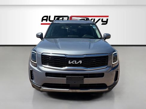 Used 2022 Kia Telluride EX AWD/4WD image 2