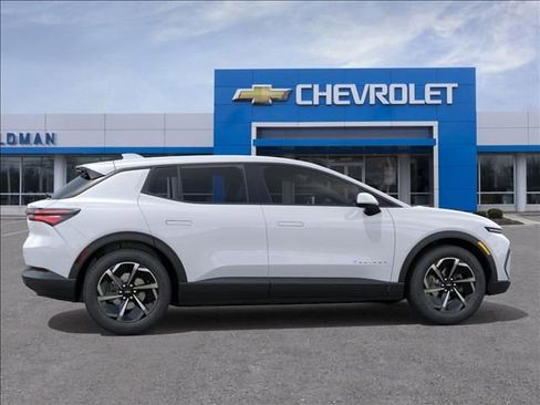 New 2026 Chevrolet Equinox EV LT image 5