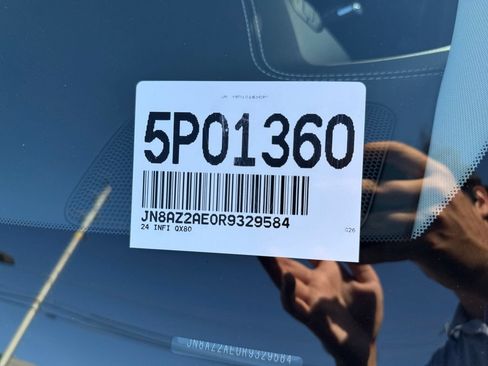 Used 2024 INFINITI QX80 Premium Select w/ Cargo Package AWD/4WD image 35