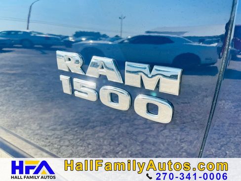 Used 2017 RAM 1500 Express AWD/4WD image 10