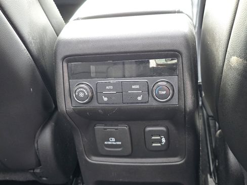 Used 2019 GMC Acadia SLT w/ LPO, Floor Liner Package image 25