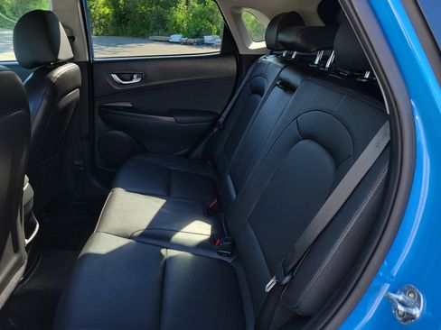 Used 2022 Hyundai Kona Limited AWD/4WD image 16