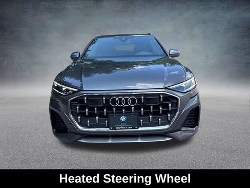 Used 2025 Audi Q8 Premium w/ Convenience Package AWD/4WD image 10