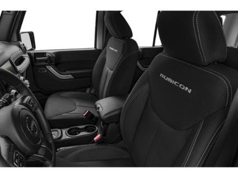 Used 2015 Jeep Wrangler Unlimited Rubicon w/ Connectivity Group AWD/4WD image 12