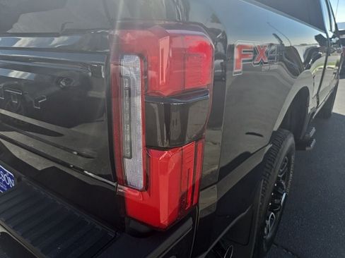 Used 2025 Ford F350 Platinum AWD/4WD image 37