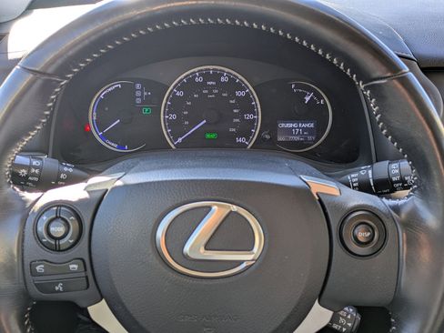 Used 2016 Lexus CT 200h image 14