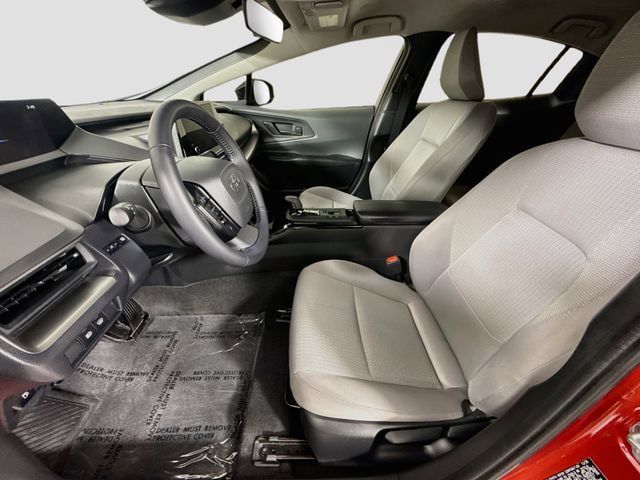 Certified 2026 Toyota Prius LE FWD image 21