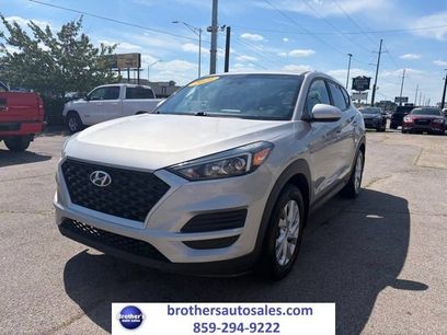 Used 2021 Hyundai Tucson SE w/ Winter Weather Package