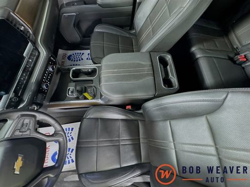 Used 2024 Chevrolet Silverado 1500 High Country AWD/4WD image 26