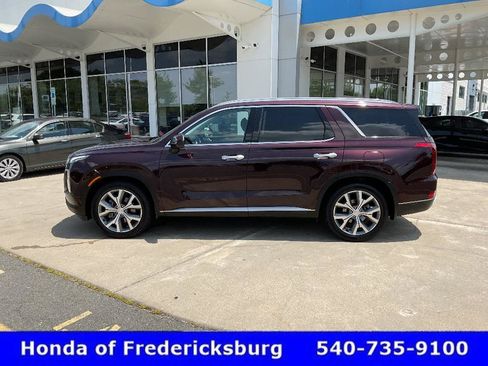 Used 2021 Hyundai Palisade SEL w/ Convenience Package FWD image 2