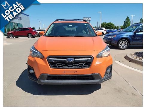 Used 2018 Subaru Crosstrek 2.0i Premium w/ Moonroof Package AWD/4WD image 3