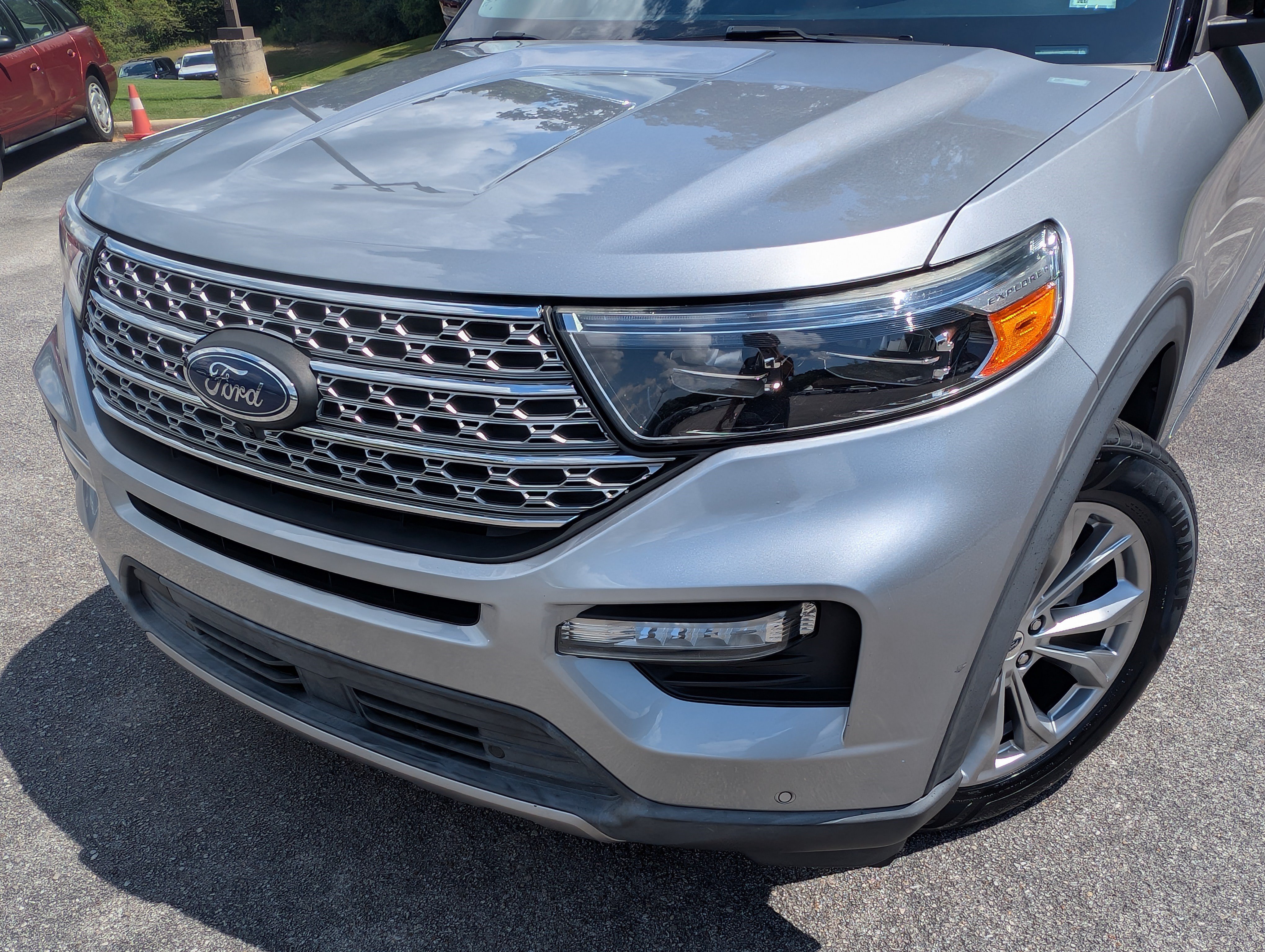 Used 2020 Ford Explorer Limited AWD/4WD image 13