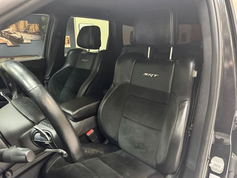 Used 2014 Jeep Grand Cherokee SRT image 13