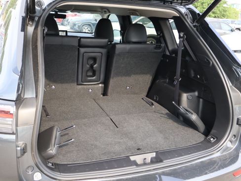 Used 2025 Mitsubishi Outlander SE FWD image 8