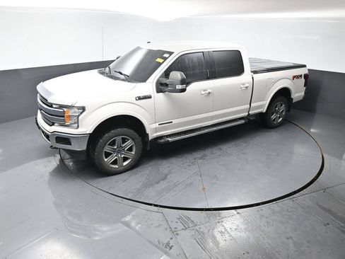 Used 2018 Ford F150 Lariat w/ FX4 Off-Road Package AWD/4WD image 13