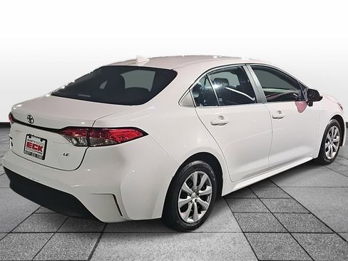 Used 2024 Toyota Corolla LE image 5