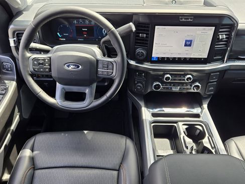 Used 2025 Ford F250 Lariat w/ Lariat Ultimate Package image 24