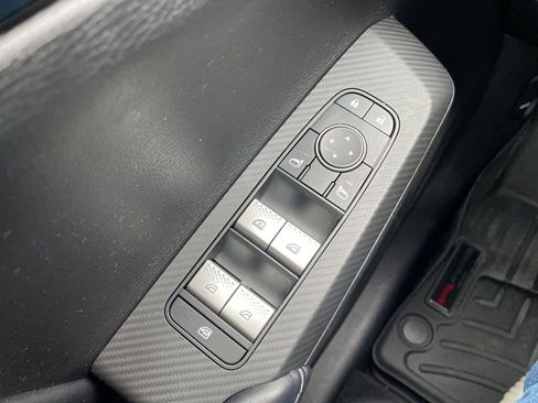 Used 2022 Mitsubishi Outlander SE image 26