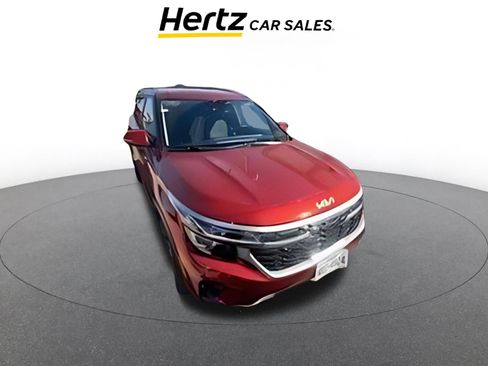 Used 2025 Kia Seltos S image 1