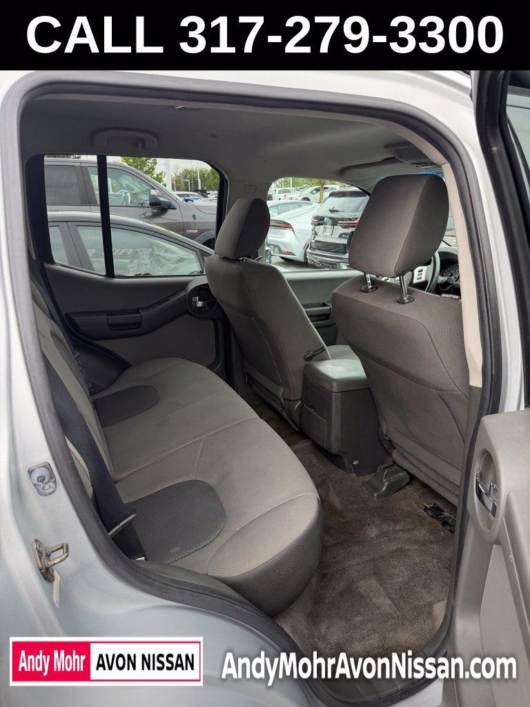 Used 2015 Nissan Xterra S w/ Value Package AWD/4WD image 10