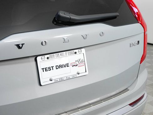 Used 2024 Volvo XC90 B6 Ultimate w/ Protection Package Premier AWD/4WD image 40