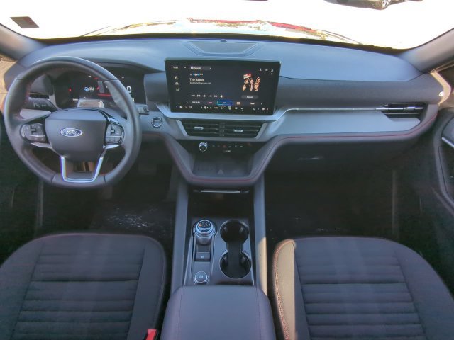 Used 2025 Ford Explorer ST-Line w/ Premium Package RWD image 19