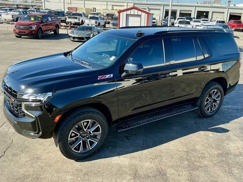 Used 2023 Chevrolet Tahoe Z71 w/ Luxury Package image 5