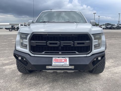 Used 2017 Ford F150 Raptor w/ Equipment Group 802A Luxury AWD/4WD image 9