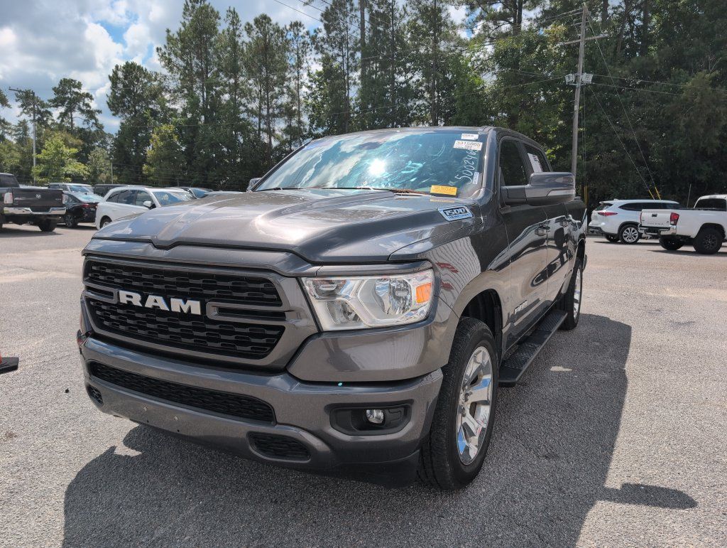 Used 2023 RAM 1500 Big Horn AWD/4WD image 3