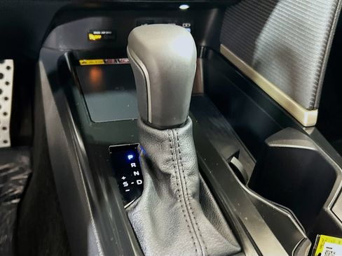 Used 2026 Toyota Camry Hybrid w/ Convenience Package FWD image 14