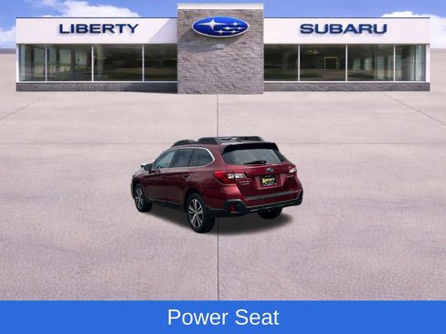 Used 2019 Subaru Outback 2.5i Limited AWD/4WD image 3