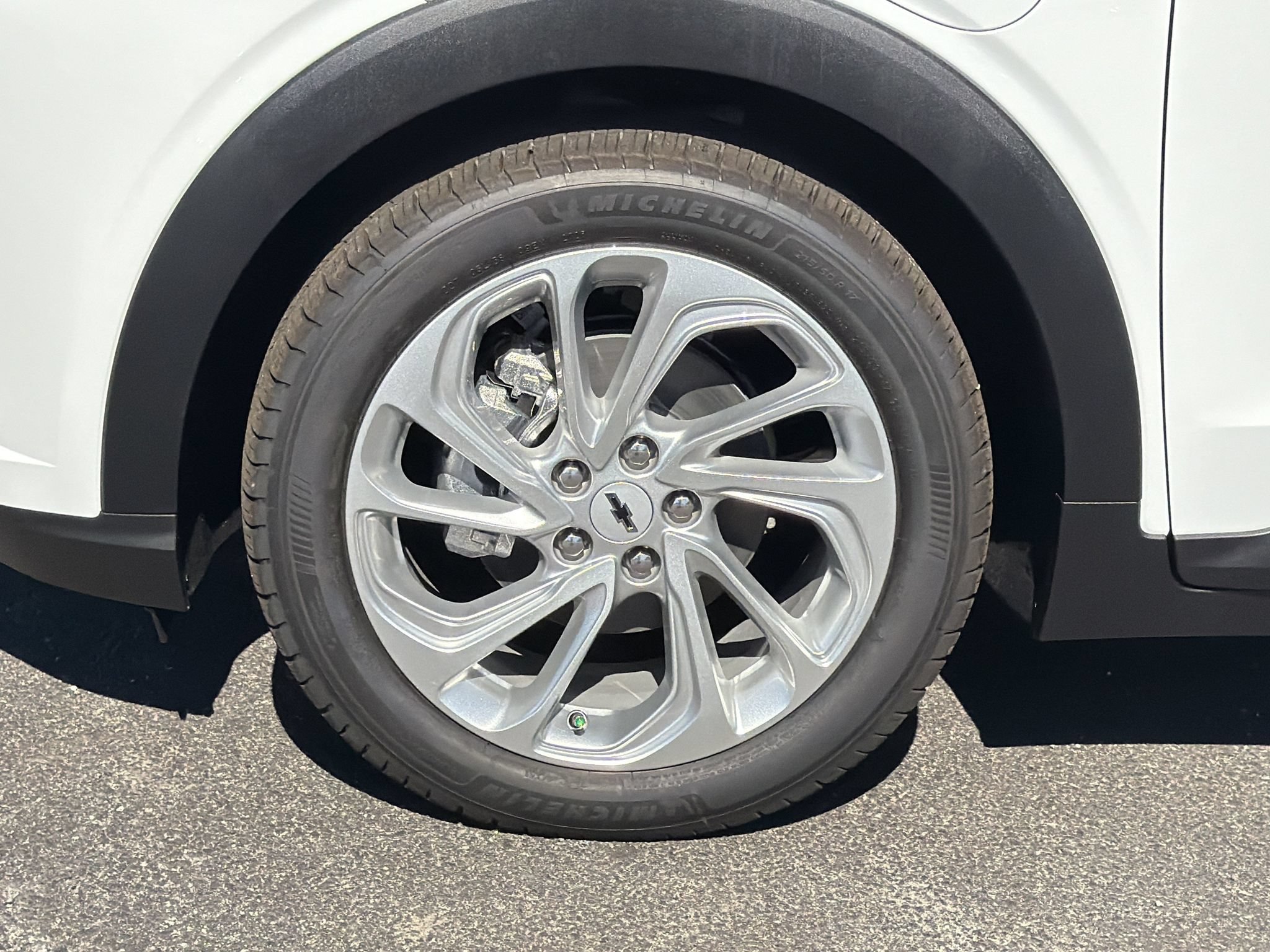 New 2027 Chevrolet Bolt LT FWD image 8