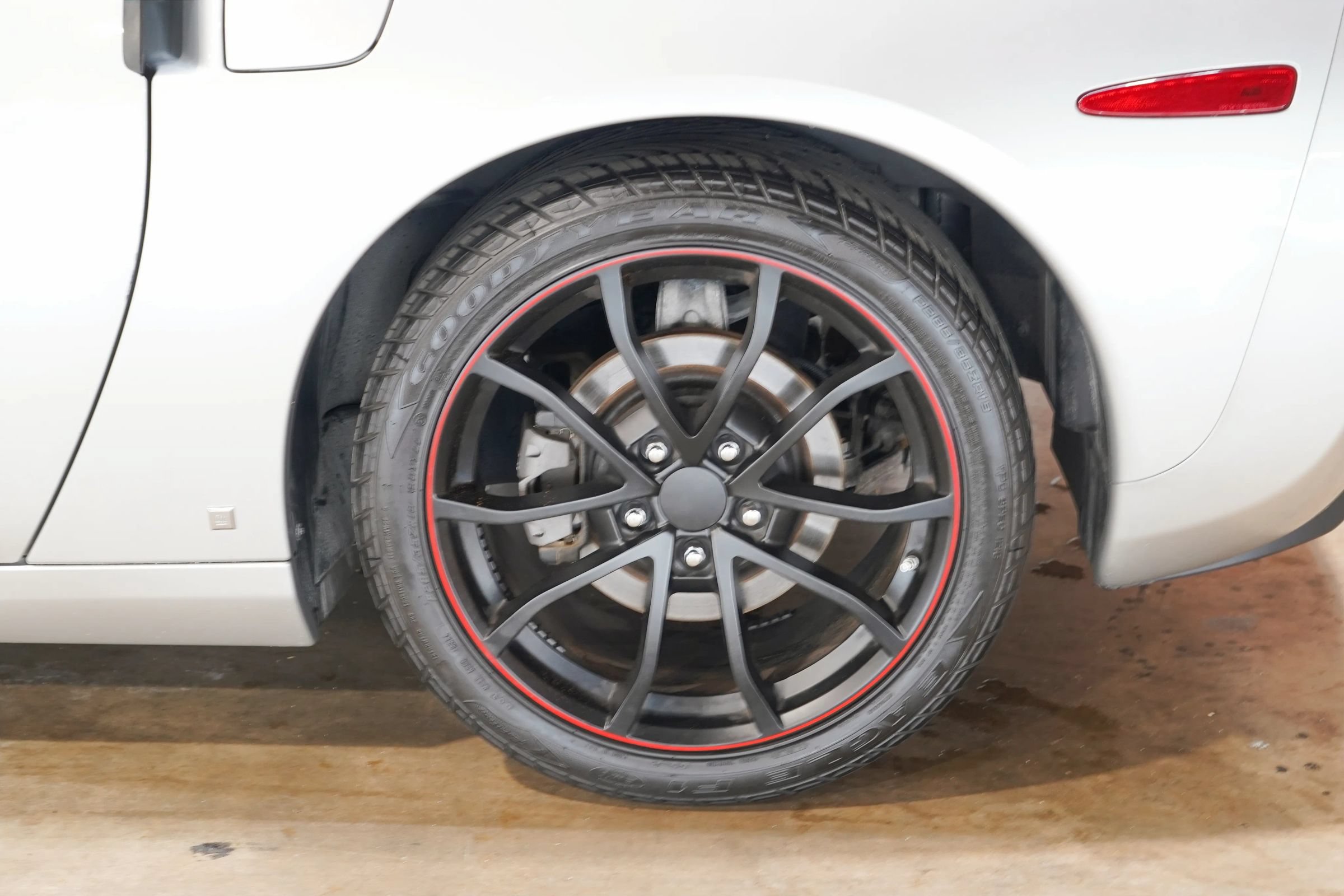 Used 2006 Chevrolet Corvette Coupe w/ Preferred Equipment Group RWD image 59