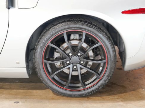 Used 2006 Chevrolet Corvette Convertible w/ Preferred Equipment Group RWD image 59