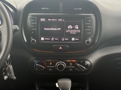 Used 2025 Kia Soul LX w/ LX Technology Package image 17