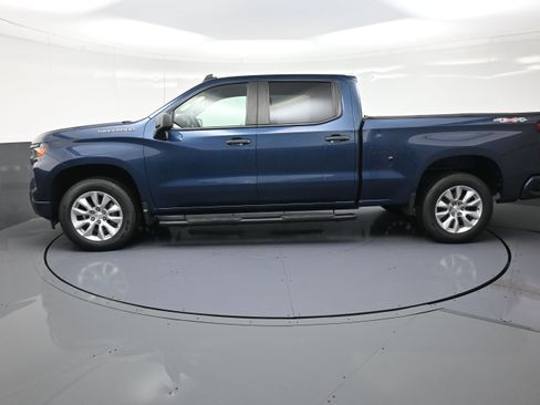 Used 2023 Chevrolet Silverado 1500 Custom image 6
