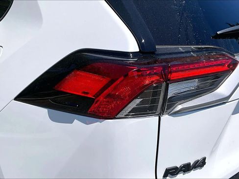 Certified 2024 Toyota RAV4 XSE AWD/4WD image 29