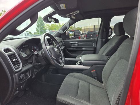 Used 2020 RAM 1500 Big Horn AWD/4WD image 16