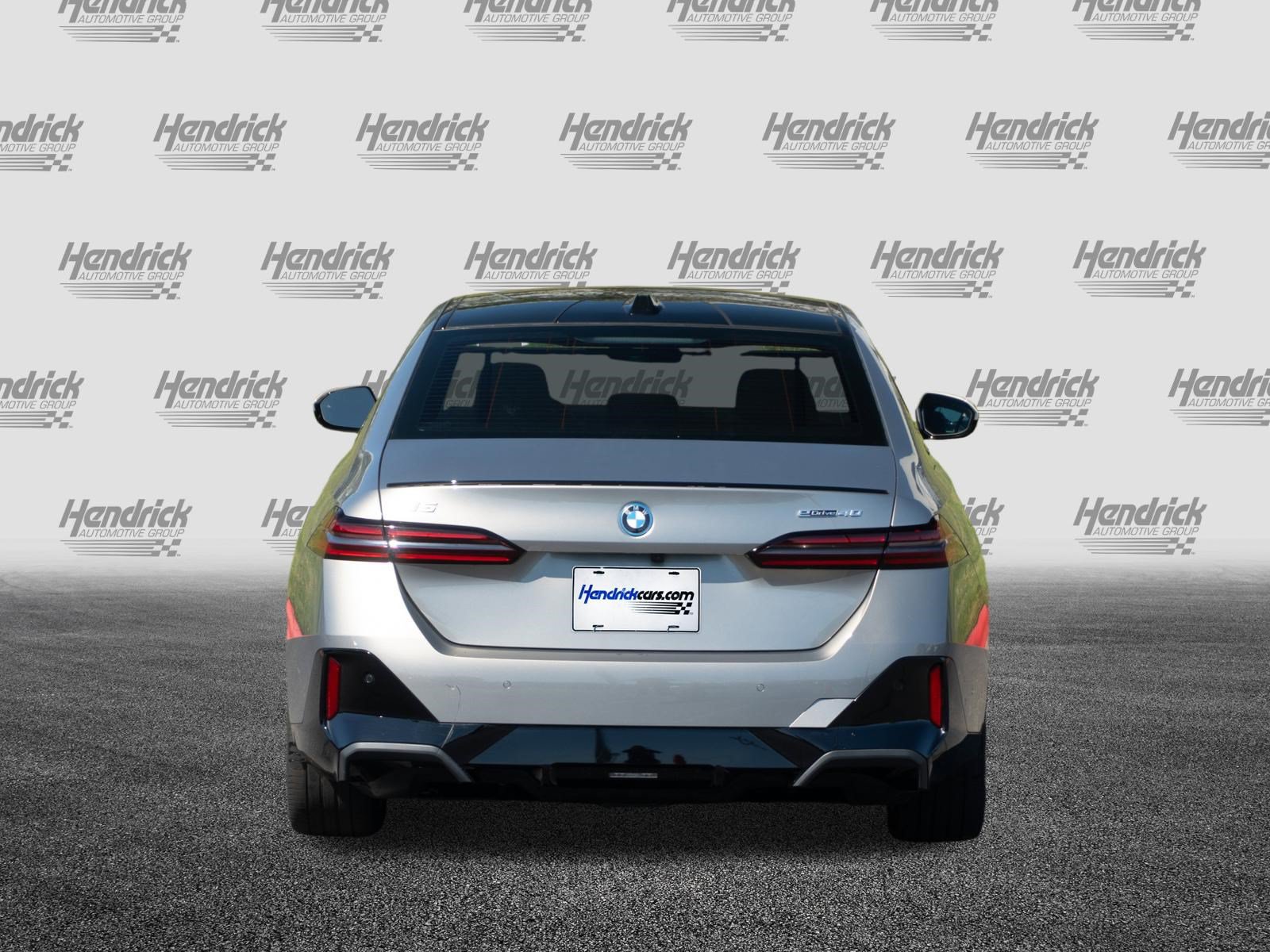 Certified 2024 BMW i5 eDrive40i w/ Executive Package RWD image 7