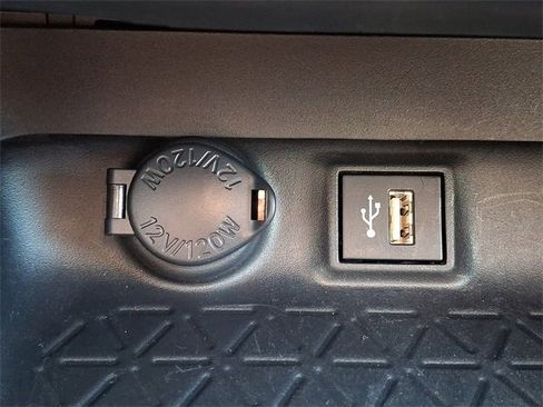 Used 2024 Toyota RAV4 XLE w/ Convenience Package image 24