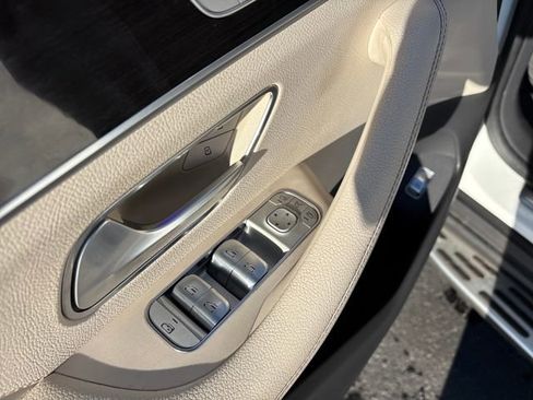 Used 2020 Mercedes-Benz GLE 450 4MATIC image 11