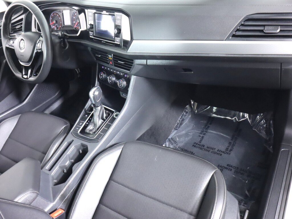 Used 2021 Volkswagen Jetta SE FWD image 38