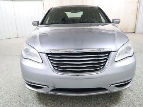 Used 2013 Chrysler 200 LX image 7