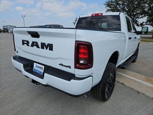 New 2026 RAM 2500 Tradesman AWD/4WD image 37