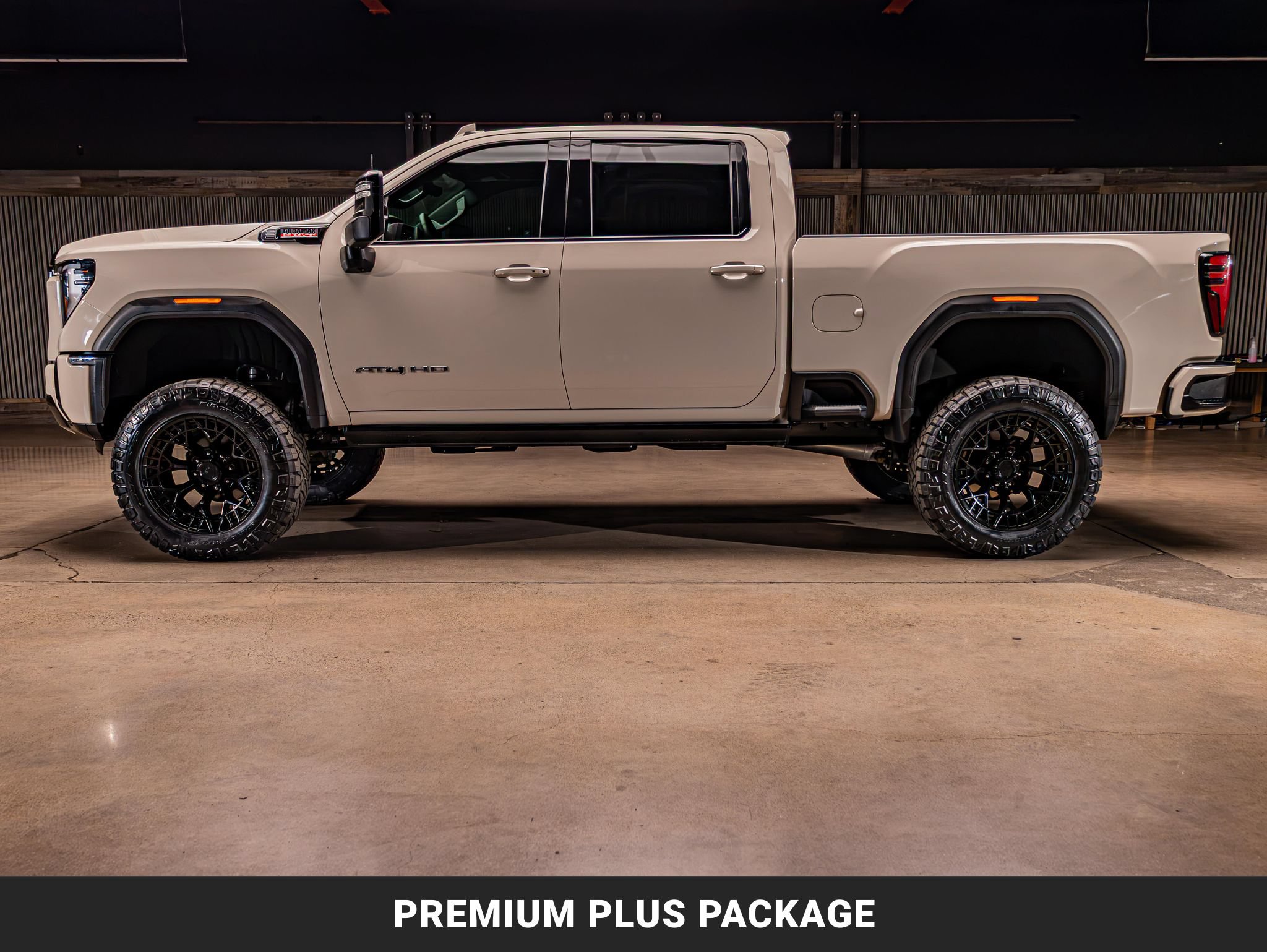 Used 2026 GMC Sierra 2500 AT4 w/ AT4 Premium Plus Package AWD/4WD image 6