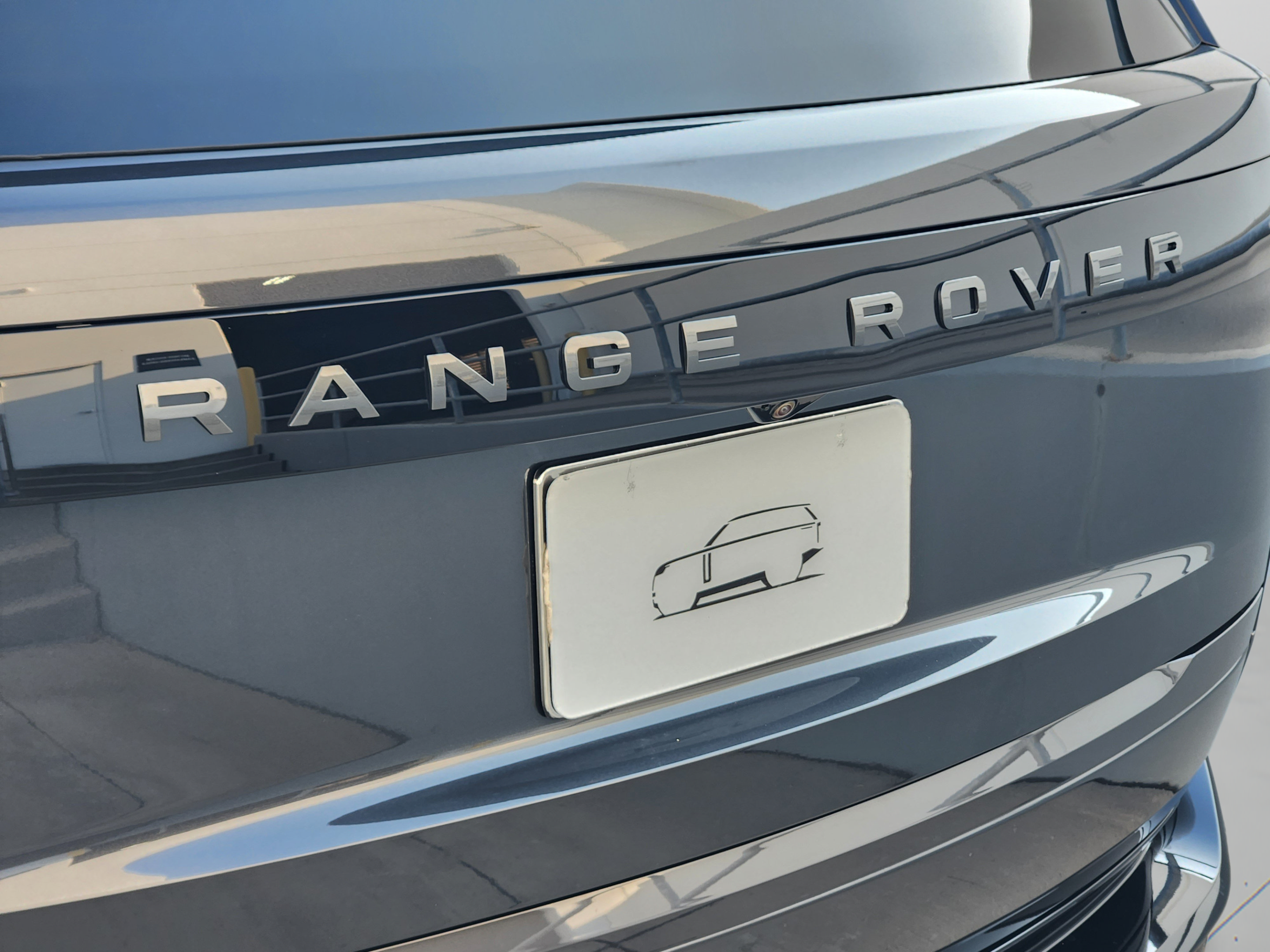 New 2026 Land Rover Range Rover Long Wheelbase SE AWD/4WD image 34