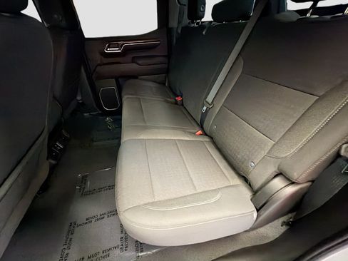 Used 2022 Chevrolet Silverado 1500 LT RWD image 13