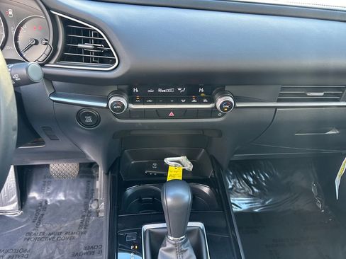 Certified 2025 MAZDA CX-30 AWD 2.5 S w/ Select Sport Pkg image 18