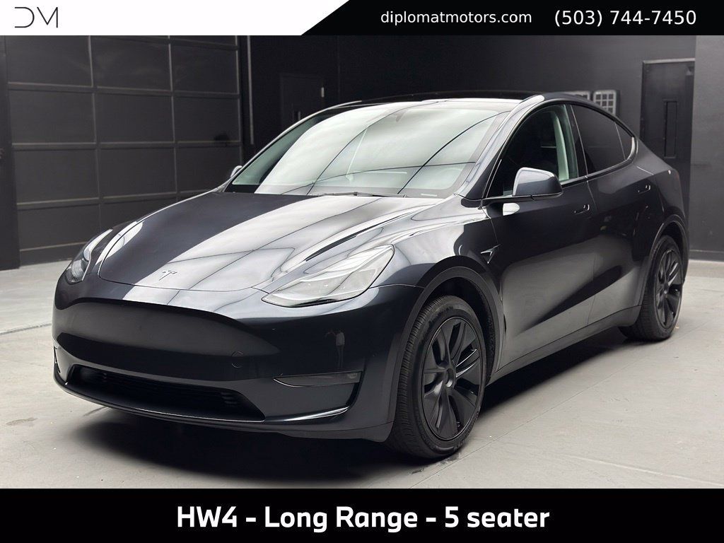 Used 2025 Tesla Model Y Long Range AWD/4WD image 1