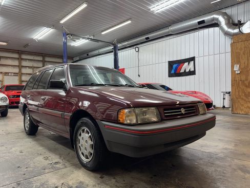 Used 1989 Mercury Tracer Base 4dr Wagon image 1
